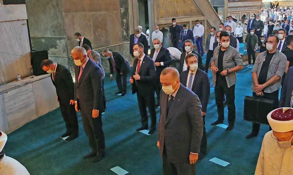 Ερντογάν από Αγιά Σοφιά: "Ξεκινάμε γεωτρήσεις, ενημέρωσα την Μέρκελ"